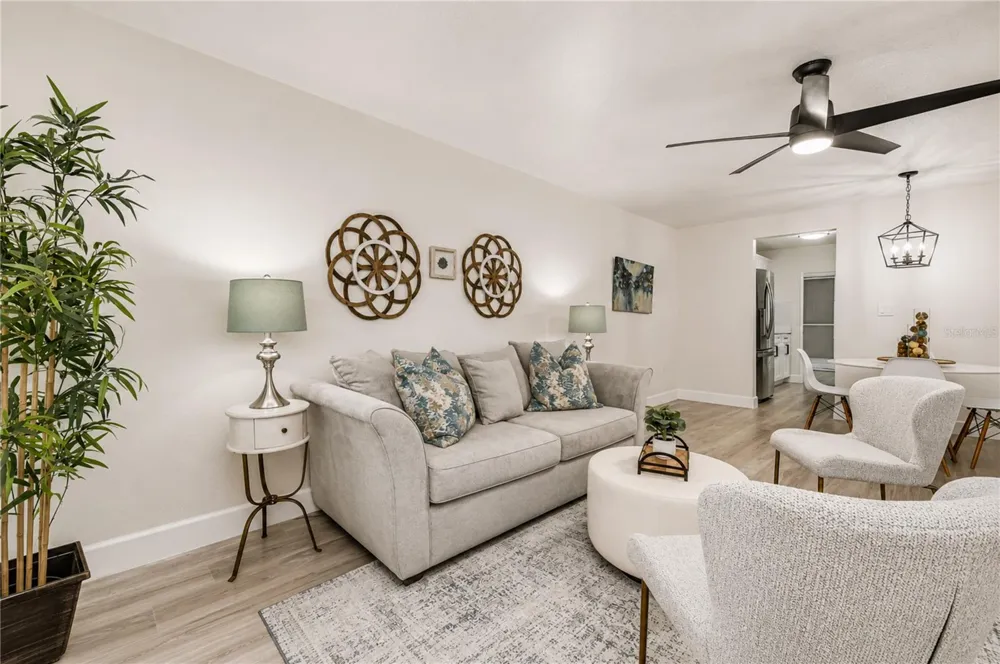 10037 62ND TERRACE #5 St Petersburg, FL 33708