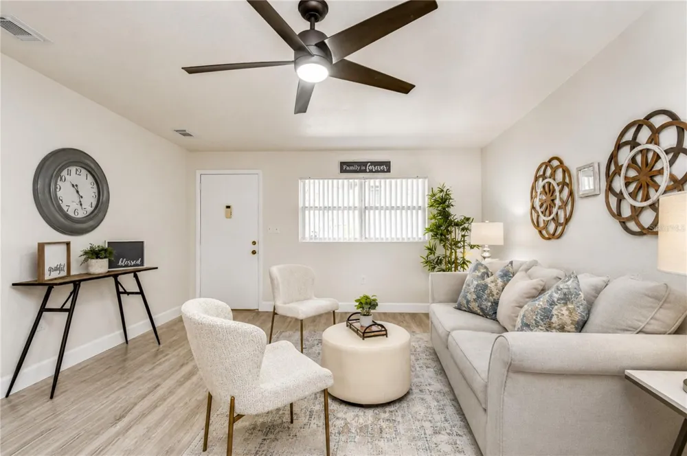 10037 62ND TERRACE #5 St Petersburg, FL 33708