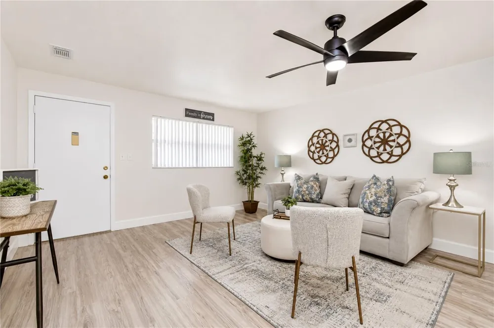 10037 62ND TERRACE #5 St Petersburg, FL 33708