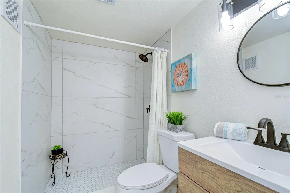 10037 62ND TERRACE #5 St Petersburg, FL 33708