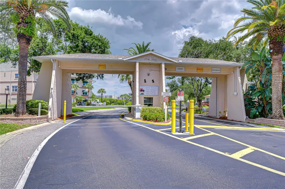10037 62ND TERRACE #5 St Petersburg, FL 33708