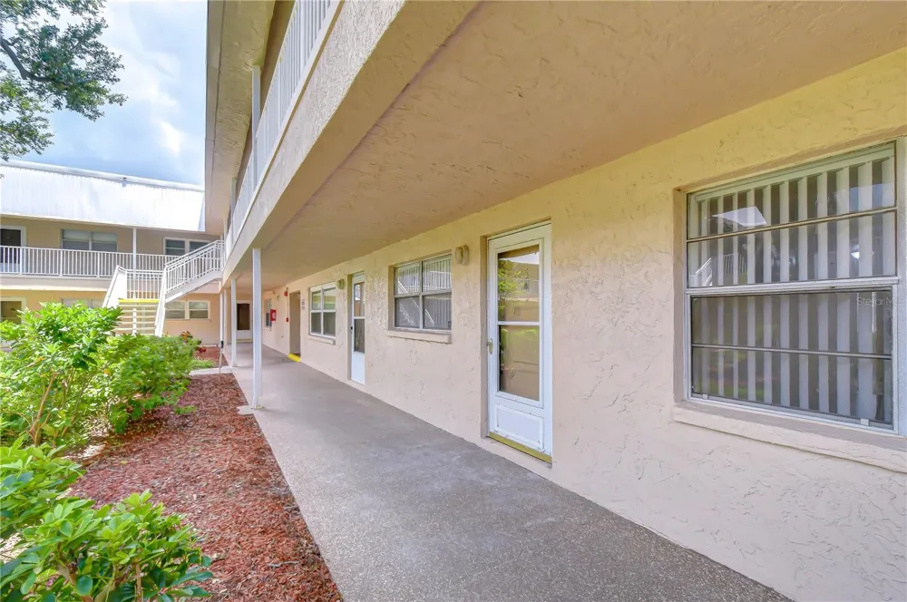 10037 62ND TERRACE #5 St Petersburg, FL 33708