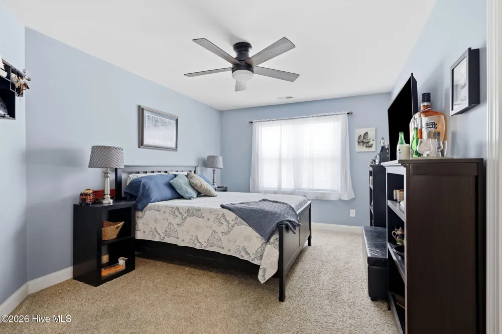 402 Canoe Lane Swansboro, NC 28584