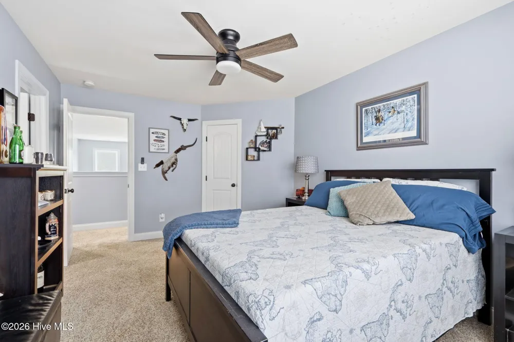 402 Canoe Lane Swansboro, NC 28584