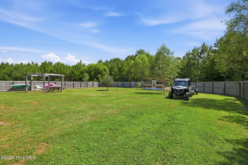 402 Canoe Lane Swansboro, NC 28584