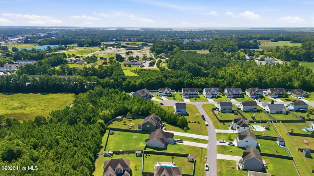 402 Canoe Lane Swansboro, NC 28584
