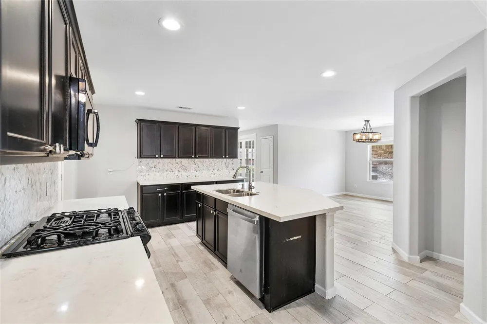 1111 Agua Dulce Trail Channelview, TX 77530