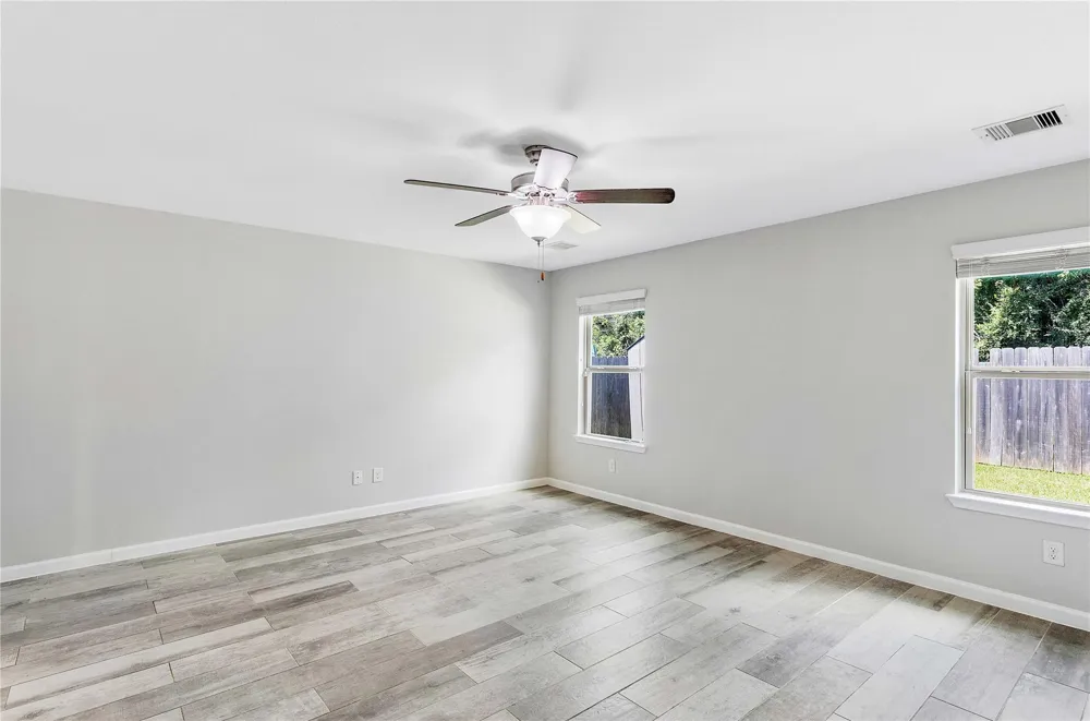 1111 Agua Dulce Trail Channelview, TX 77530