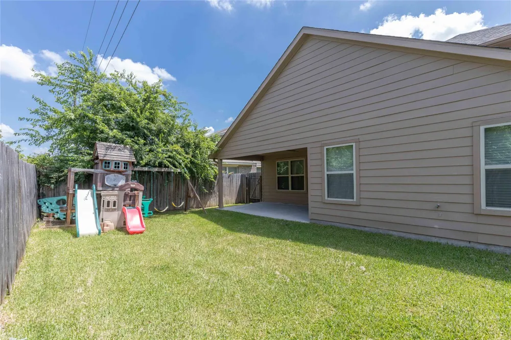 1111 Agua Dulce Trail Channelview, TX 77530