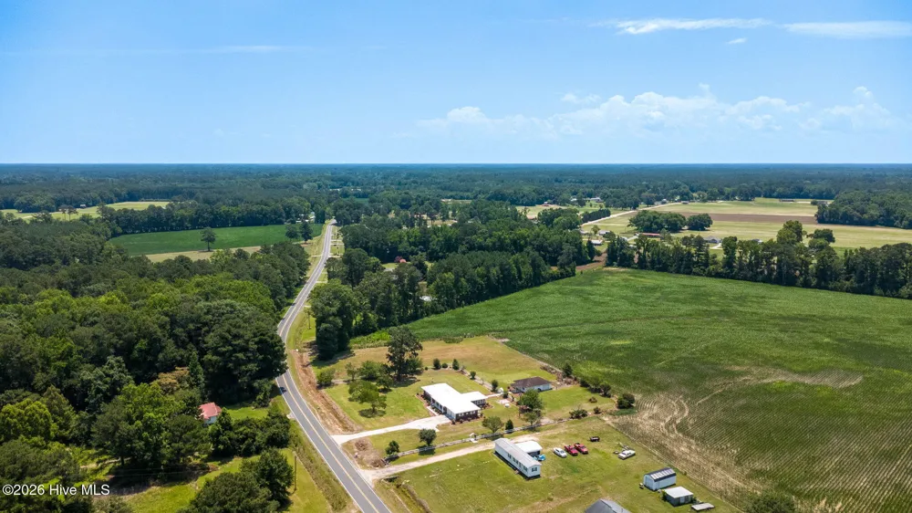 593 Singletary Mill Pond Road Bladenboro, NC 28320
