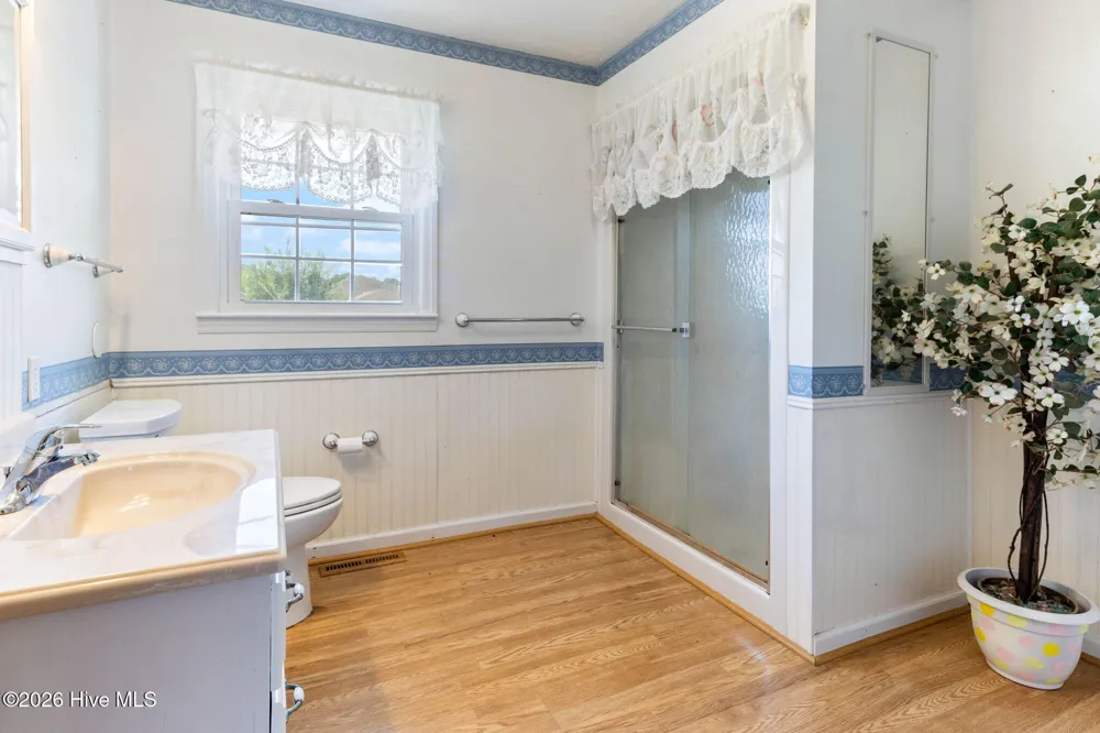 593 Singletary Mill Pond Road Bladenboro, NC 28320
