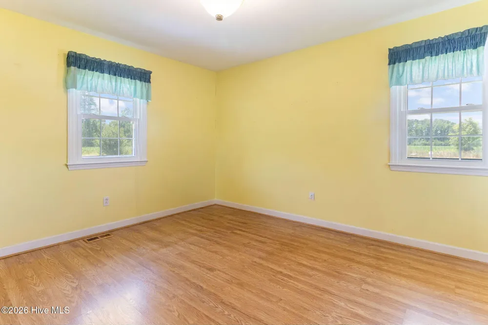 593 Singletary Mill Pond Road Bladenboro, NC 28320