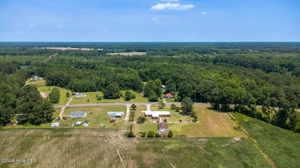 593 Singletary Mill Pond Road Bladenboro, NC 28320