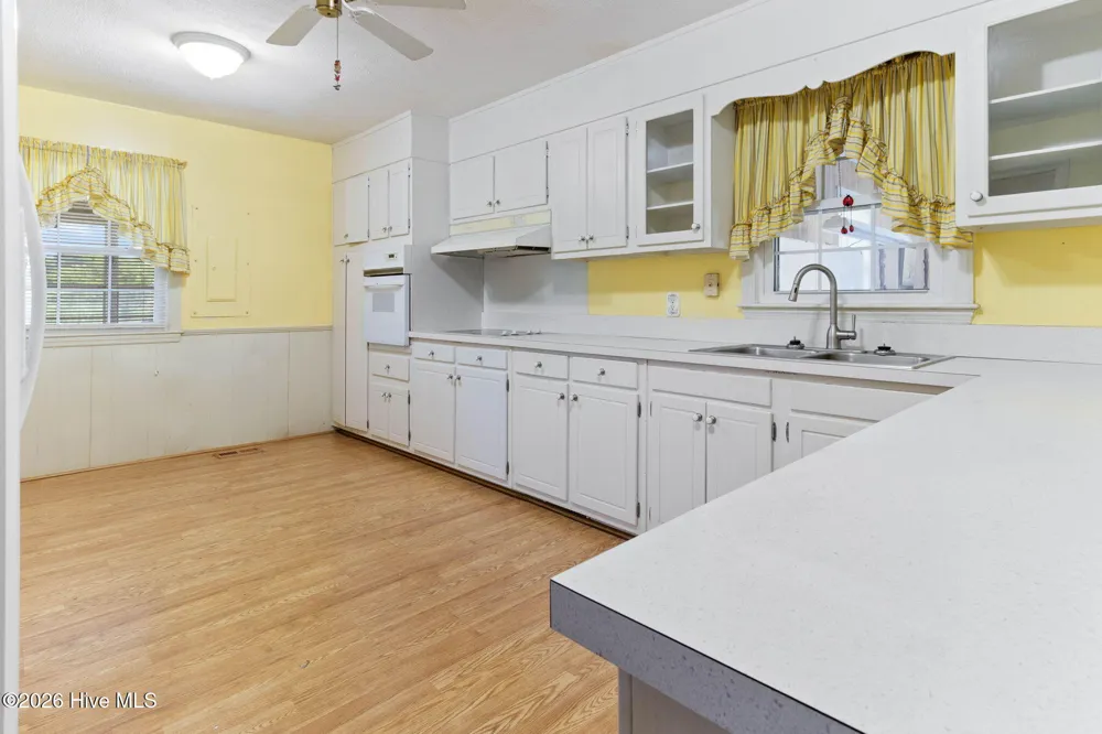 593 Singletary Mill Pond Road Bladenboro, NC 28320