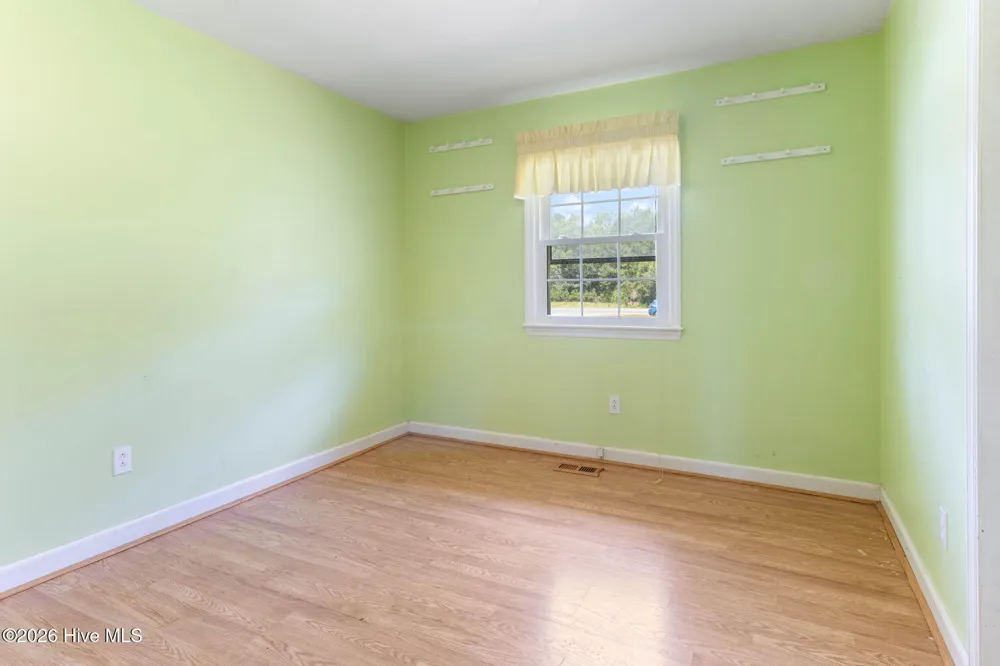 593 Singletary Mill Pond Road Bladenboro, NC 28320