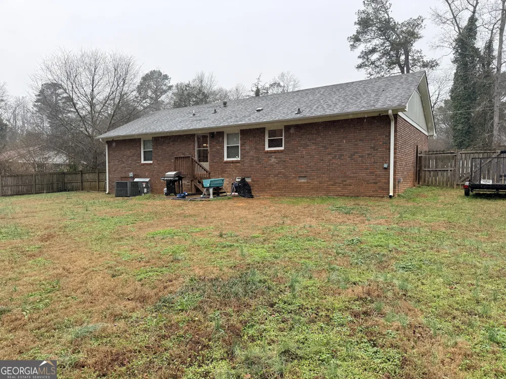 171 Candy CIR Winterville, GA 30683