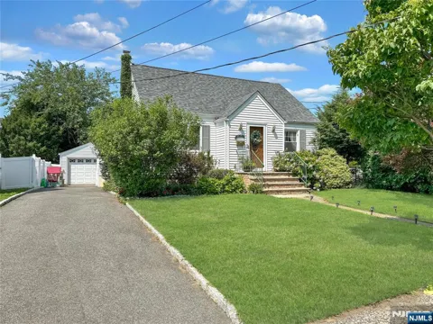 11-14 3rd Street