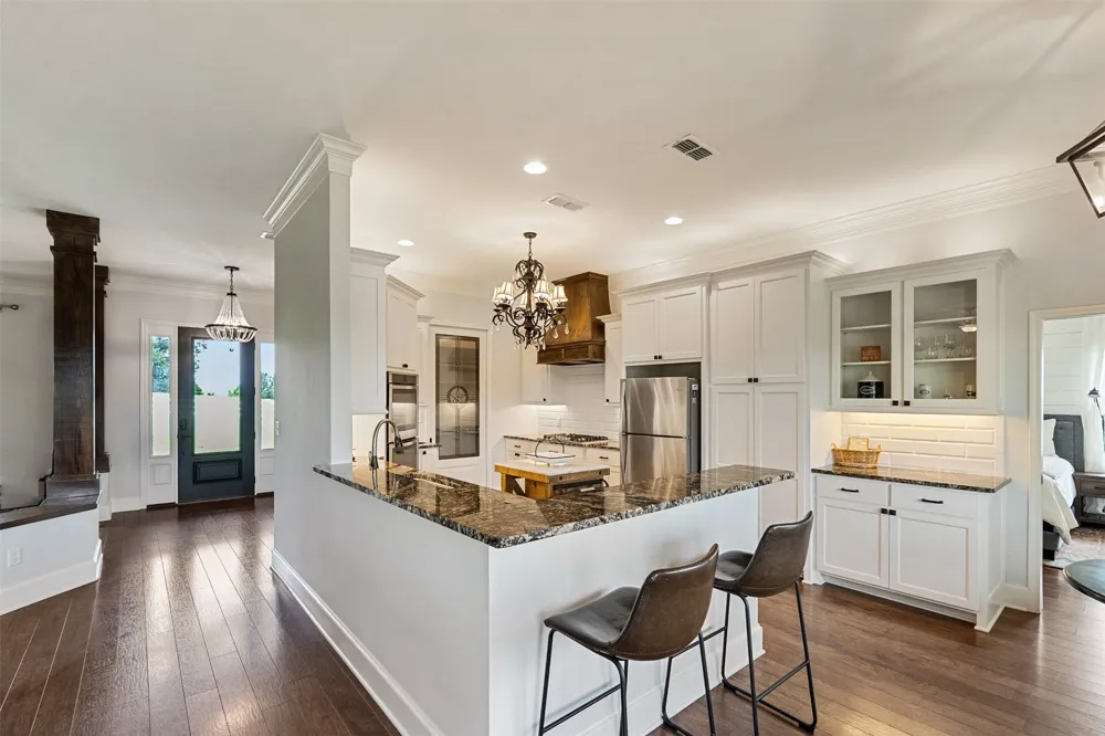 6870 Shore Crest Way Athens, TX 75752