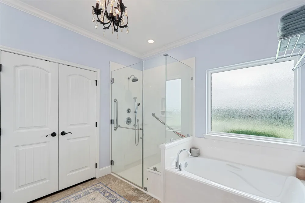 6870 Shore Crest Way Athens, TX 75752