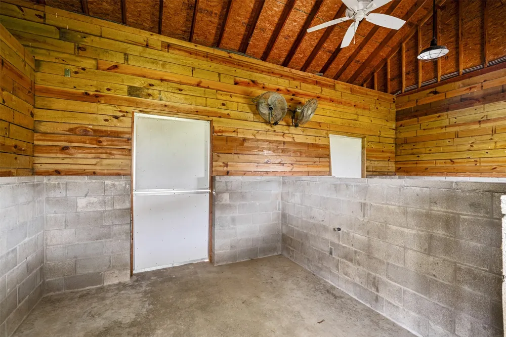 6870 Shore Crest Way Athens, TX 75752