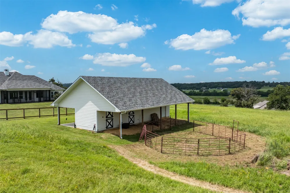 6870 Shore Crest Way Athens, TX 75752