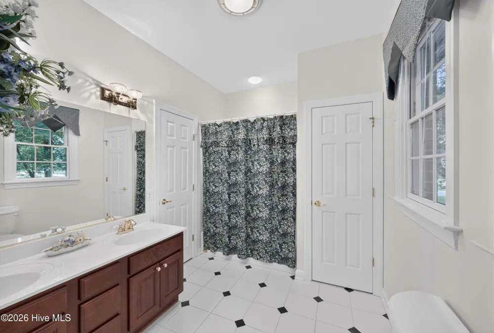 148 Broad River Drive Hertford, NC 27944