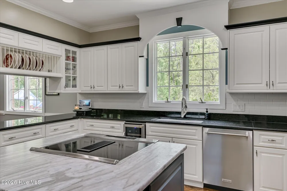 335 Crown Point Mccormick, SC 29835