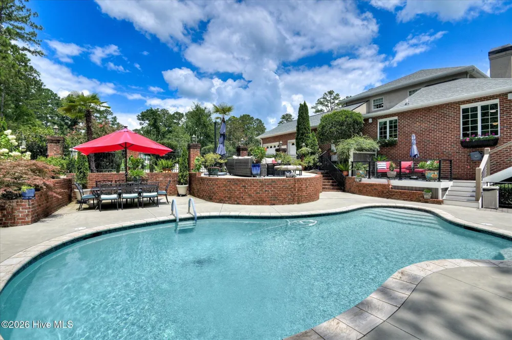 335 Crown Point Mccormick, SC 29835