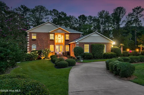 335 Crown Point