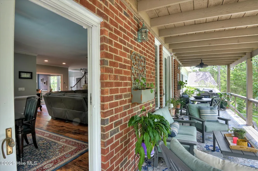335 Crown Point Mccormick, SC 29835