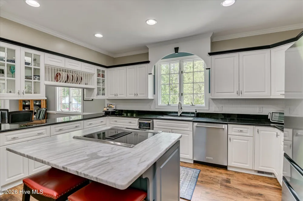 335 Crown Point Mccormick, SC 29835