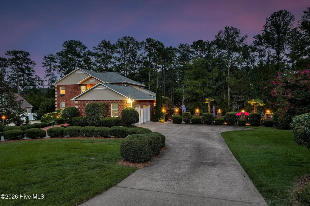 335 Crown Point Mccormick, SC 29835