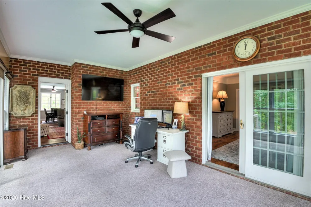 335 Crown Point Mccormick, SC 29835