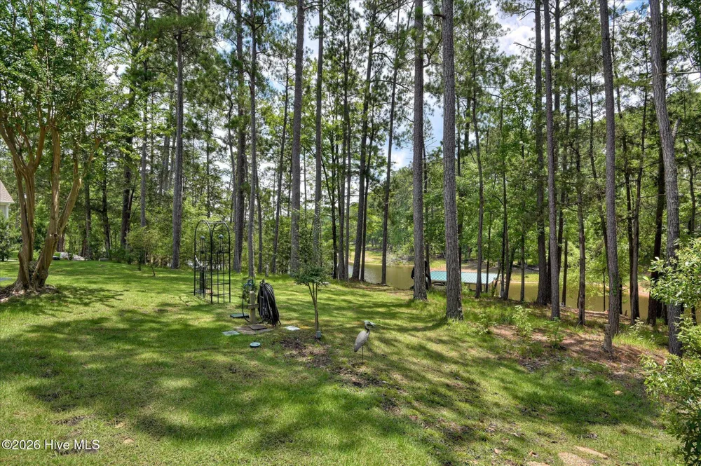 335 Crown Point Mccormick, SC 29835
