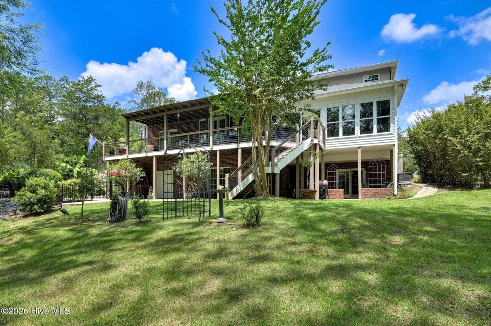 335 Crown Point Mccormick, SC 29835