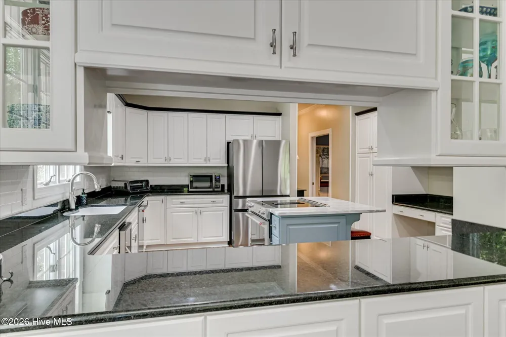 335 Crown Point Mccormick, SC 29835