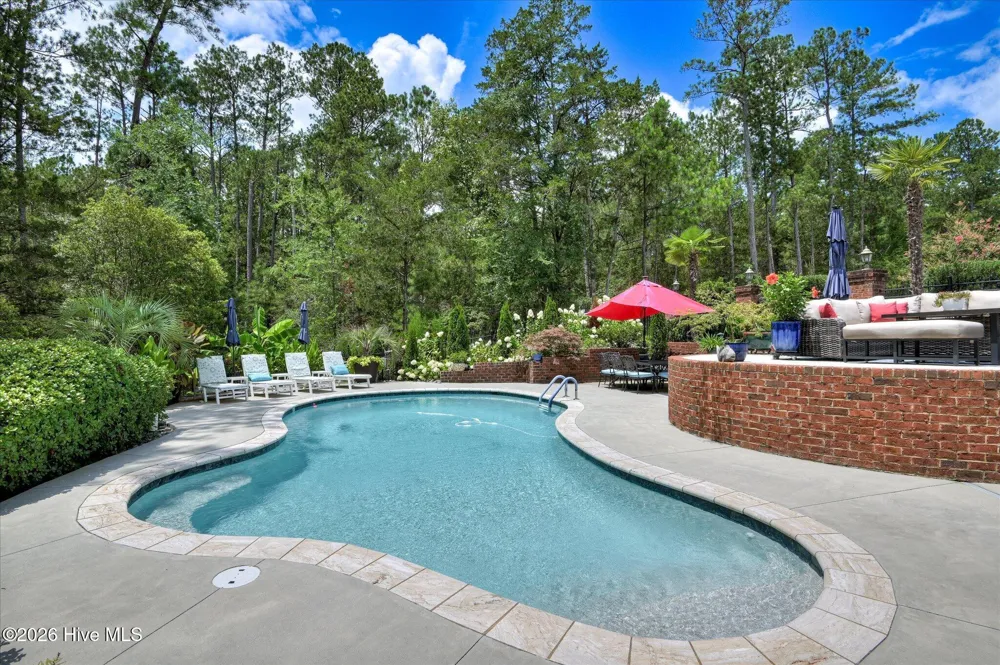335 Crown Point Mccormick, SC 29835