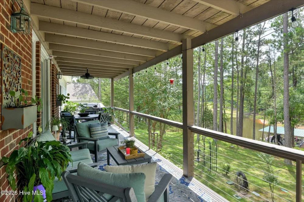 335 Crown Point Mccormick, SC 29835