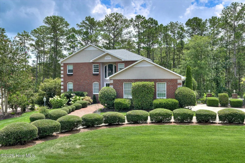 335 Crown Point Mccormick, SC 29835