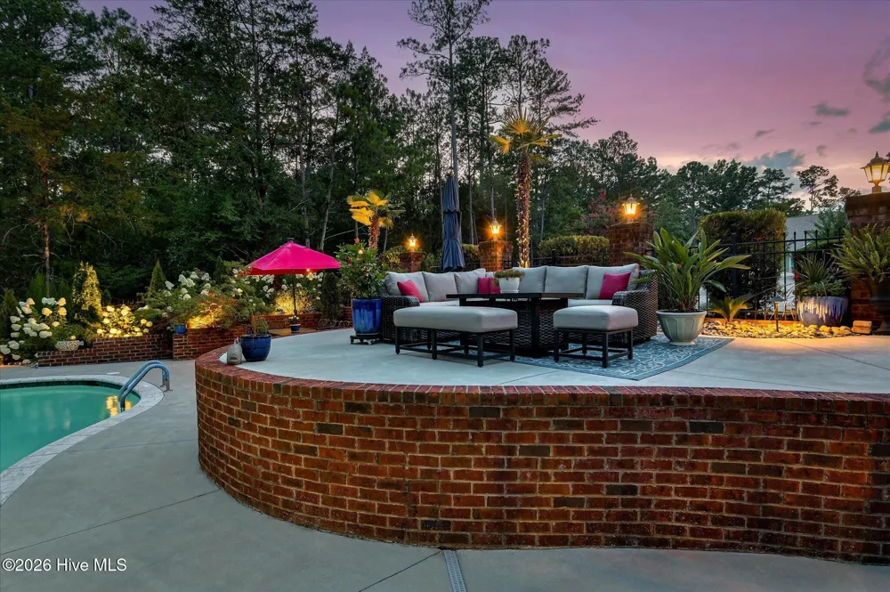 335 Crown Point Mccormick, SC 29835