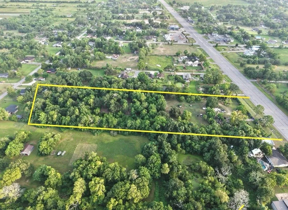 2005 S Highway 288b Angleton, TX 77515