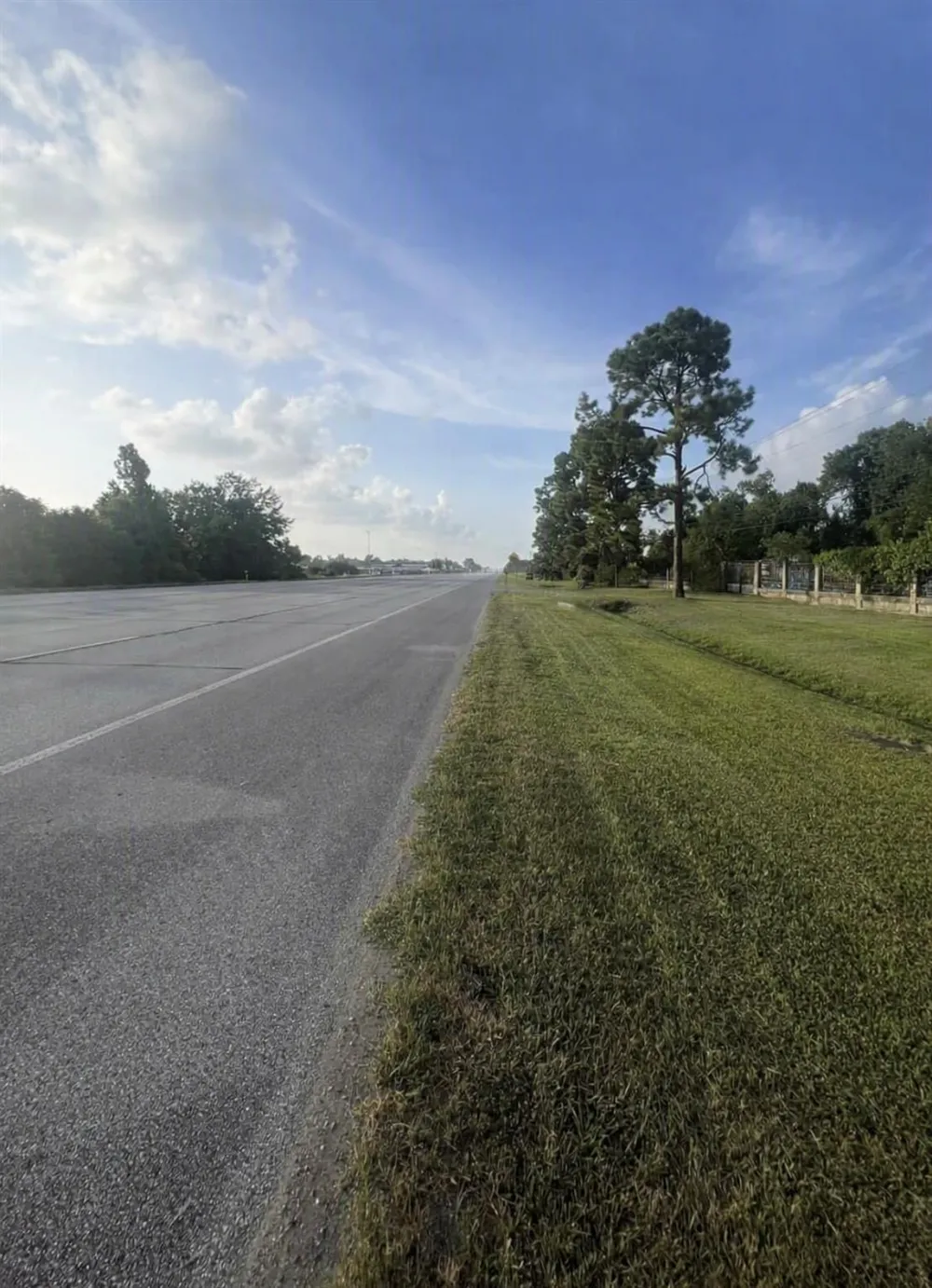 2005 S Highway 288b Angleton, TX 77515