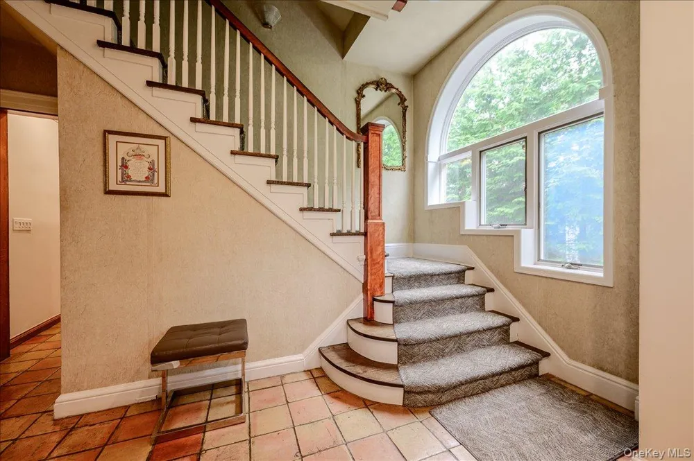 119 Pine Street Woodmere, NY 11598