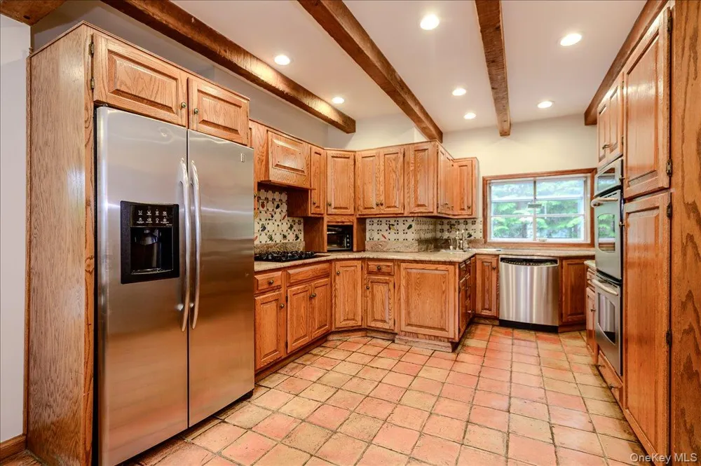 119 Pine Street Woodmere, NY 11598