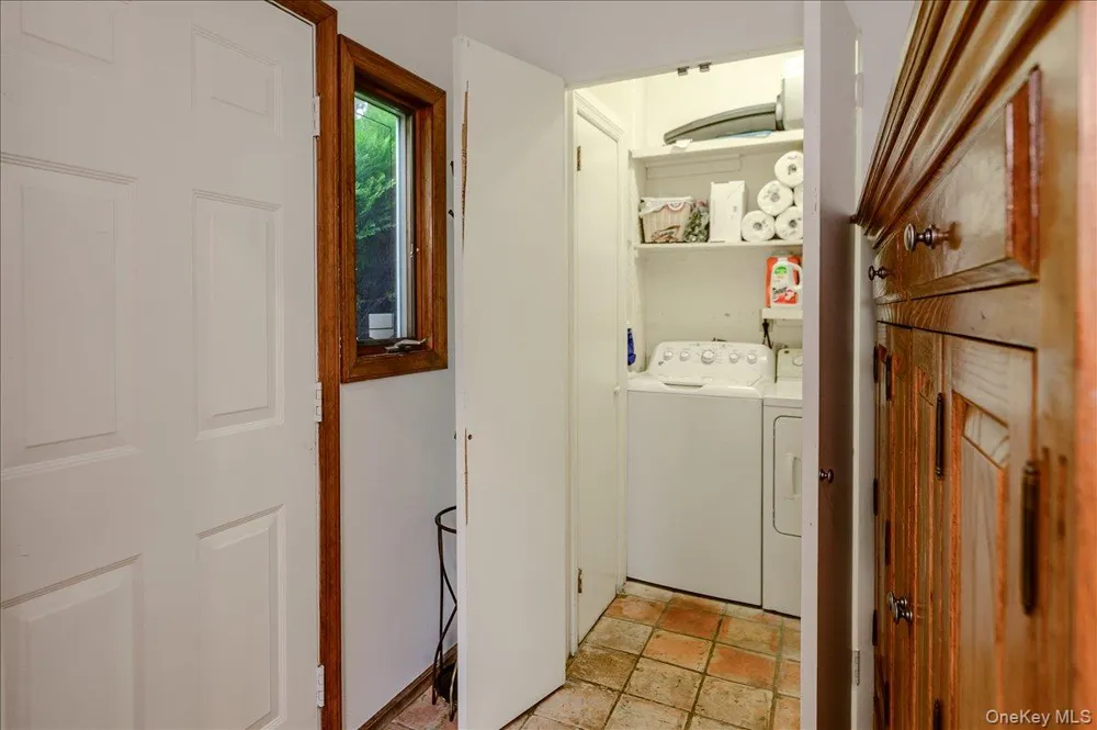 119 Pine Street Woodmere, NY 11598