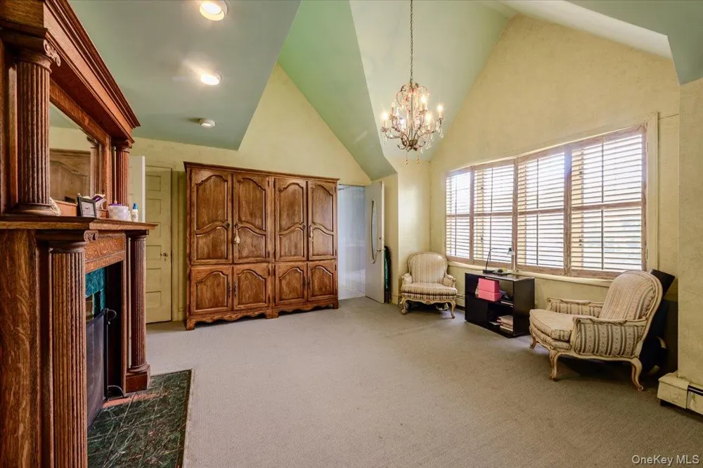 119 Pine Street Woodmere, NY 11598