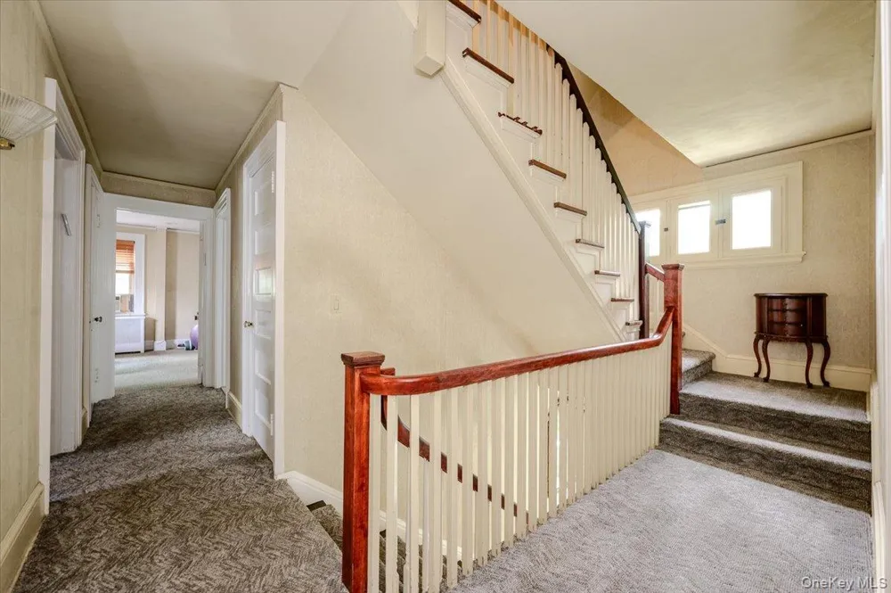 119 Pine Street Woodmere, NY 11598