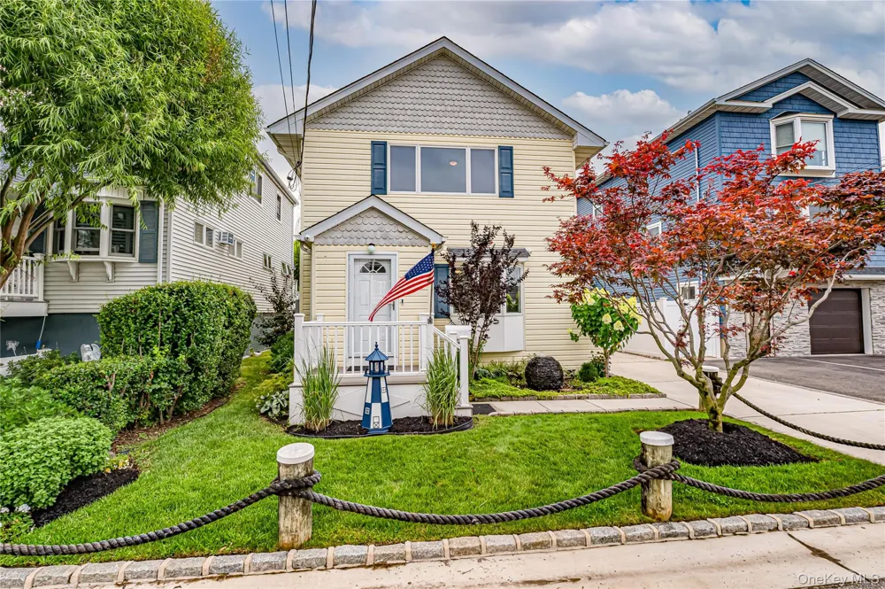 15 West Boulevard East Rockaway, NY 11518