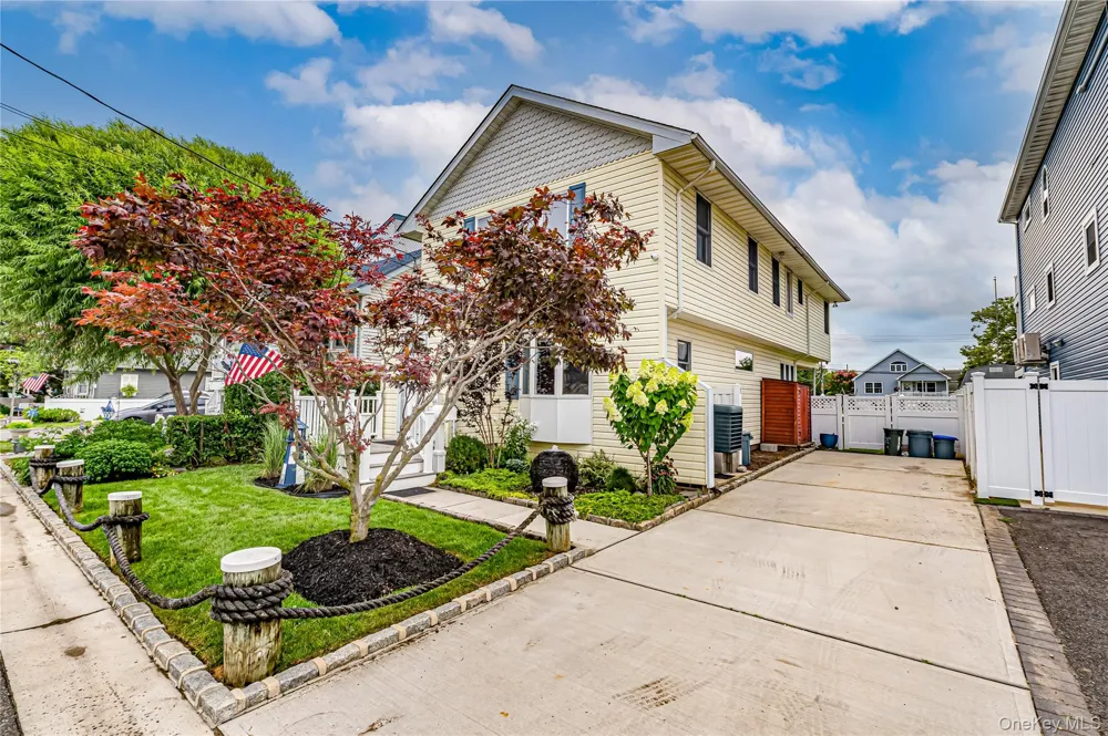 15 West Boulevard East Rockaway, NY 11518