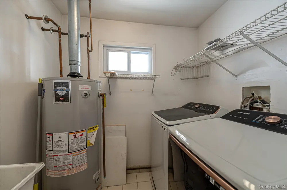 15 West Boulevard East Rockaway, NY 11518